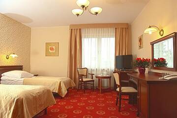 Фото номера Трехместный номер Отель Hotel Arkadia Royal г. Варшава 2