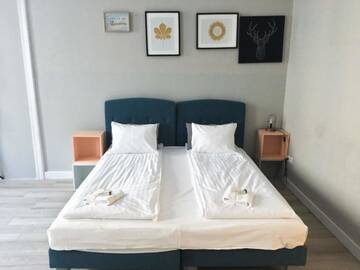 Фото номера Большой двухместный номер с 1 кроватью Хостелы Chillout Hostel г. Варшава 2