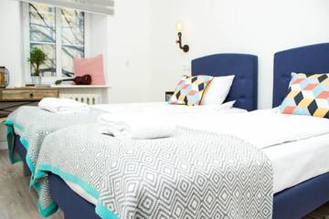Фото номера Улучшенный двухместный номер с 1 кроватью или 2 отдельными кроватями Хостелы Chillout Hostel г. Варшава 19