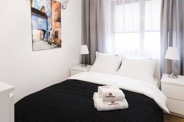 Фото номера Апартаменты с балконом Апартаменты Hosapartments City Center г. Варшава 2