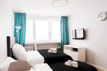 Фото номера Номер-студио Эконом (3 взрослых) Апартаменты Hosapartments City Center г. Варшава 4