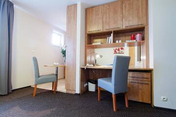 Фото номера Апартаменты с 2 односпальными кроватями Апарт-отели Warsaw Apartments - Apartamenty Sadyba г. Варшава 6