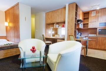Фото номера Апартаменты с 1 односпальной кроватью Апарт-отели Warsaw Apartments - Apartamenty Sadyba г. Варшава 5