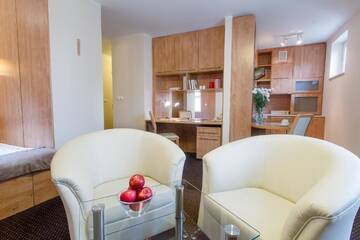 Фото номера Апартаменты с 1 односпальной кроватью Апарт-отели Warsaw Apartments - Apartamenty Sadyba г. Варшава 6