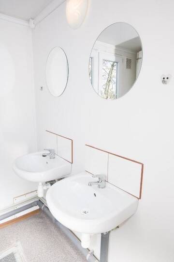 Фото номера Стандартный одноместный номер с общей ванной комнатой Хостелы Hostel Metro г. Варшава 12