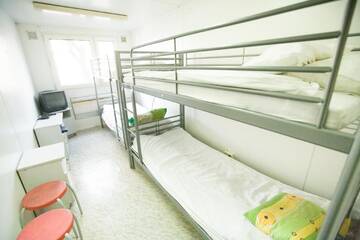 Фото номера Односпальная кровать в общем номере с 4 кроватями Хостелы Hostel Metro г. Варшава 9