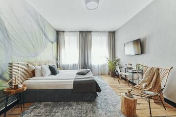 Фото номера Двухместный номер Делюкс с 1 кроватью Отель ARTHOTEL STALOWA 52 г. Варшава 9