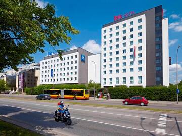 Фото номера Двухместный номер с 1 кроватью Отель Ibis Warszawa Reduta г. Варшава 26