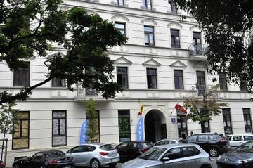 Фото номера Апартаменты с балконом Апартаменты Prudentia Apartments Wspólna г. Варшава 16