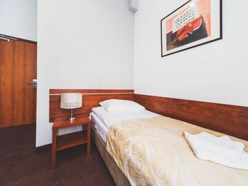 Фото номера Бюджетный одноместный номер Отель Hotel Chmielna Warsaw г. Варшава 4
