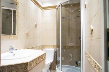 Фото номера Улучшенные апартаменты с 1 спальней - 7 Świętojańska Street ap2 Апартаменты AAA Stay Apartments Old Town Warsaw I г. Варшава 20
