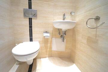 Фото номера Апартаменты в пентхаусе - 46 Piwna Street Апартаменты AAA Stay Apartments Old Town Warsaw I г. Варшава 5