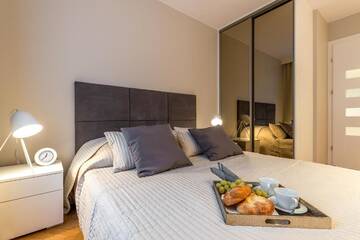 Фото номера Роскошные апартаменты с 1 спальней - Chmielna, 116/118 Апартаменты P&amp;O Apartments Emilii Plater г. Варшава 10