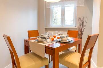 Фото номера Роскошные апартаменты с 1 спальней - Chmielna, 116/118 Апартаменты P&amp;O Apartments Emilii Plater г. Варшава 13