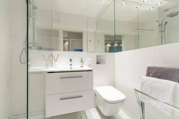 Фото номера Роскошные апартаменты с 1 спальней - Chmielna, 116/118 Апартаменты P&amp;O Apartments Emilii Plater г. Варшава 18