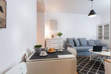 Фото номера Улучшенные апартаменты Апартаменты Kazou Residence г. Варшава 11