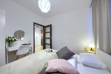 Фото номера Улучшенные апартаменты Апартаменты Kazou Residence г. Варшава 12