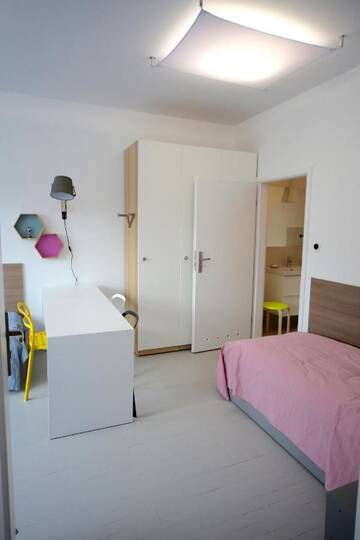 Фото номера Трехместный номер с душем Хостелы Sport Hostel г. Варшава 6