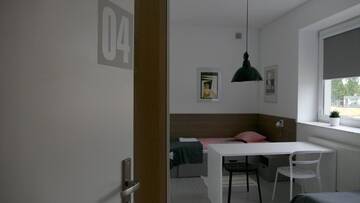 Фото номера Двухместный номер с 2 отдельными кроватями и балконом Хостелы Sport Hostel г. Варшава 6