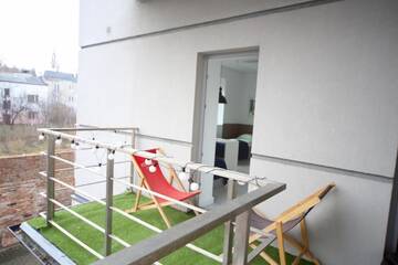 Фото номера Двухместный номер с 2 отдельными кроватями и балконом Хостелы Sport Hostel г. Варшава 7