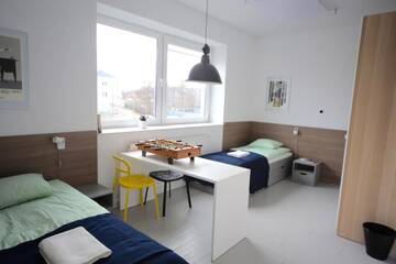 Фото номера Двухместный номер с 2 отдельными кроватями и балконом Хостелы Sport Hostel г. Варшава 4