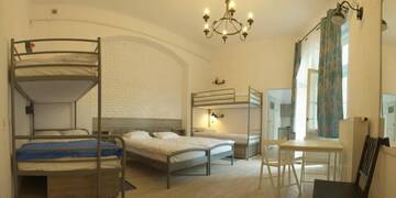 Фото номера Апартаменты с балконом Хостелы Hostel Lwowska 11 г. Варшава 4