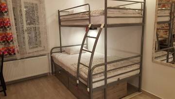Фото номера Односпальная кровать в общем номере с 6 кроватями Хостелы Hostel Lwowska 11 г. Варшава 6