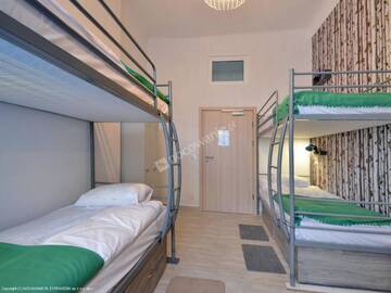 Фото номера Кровать в общем номере для женщин с 4 кроватями Хостелы Hostel Lwowska 11 г. Варшава 2