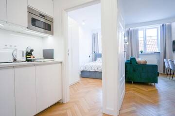 Фото номера Three-Bedroom Apartment - 11 Stara Street Апартаменты AAA STAY Premium Apartments Old Town Warsaw г. Варшава 5