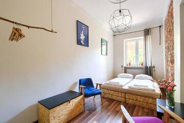 Фото номера Двухместный номер с 1 кроватью и общей ванной комнатой Хостелы Lull Hostel г. Варшава 5