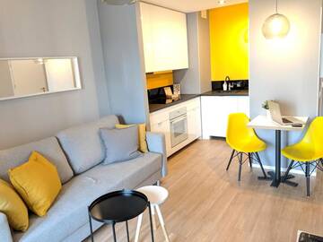 Фото номера Апартаменты с 1 спальней Апарт-отели Apartment4You Select Kolejowa г. Варшава 111