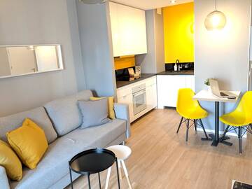 Фото номера Апартаменты с 1 спальней Апарт-отели Apartment4You Select Kolejowa г. Варшава 13