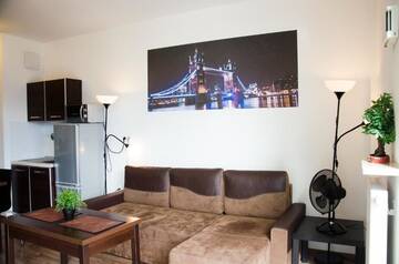 Фото номера Апартаменты с 1 спальней Апартаменты Apartament Centrum Giełdowa г. Варшава 87