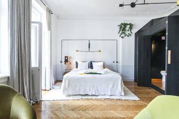 Фото номера Четырехместный номер с террасой Отели типа «постель и завтрак» B&amp;B Autor Rooms г. Варшава 3