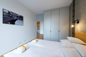 Фото номера Улучшенные апартаменты Апарт-отели GO Apartments г. Варшава 12