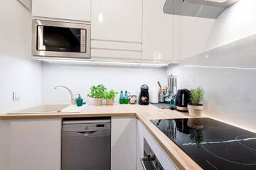 Фото номера Улучшенные апартаменты Апарт-отели GO Apartments г. Варшава 21