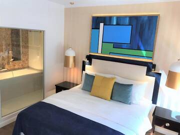 Фото номера Luxury 3 Bedroom SIGNATURE Suite with Main Market Square view (175m2) Апарт-отели MONDRIAN Luxury Suites UNESCO Old Town г. Варшава 20