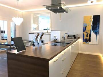 Фото номера Luxury 3 Bedroom SIGNATURE Suite with Main Market Square view (175m2) Апарт-отели MONDRIAN Luxury Suites UNESCO Old Town г. Варшава 19