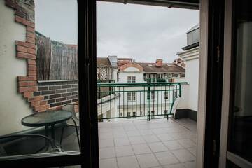 Фото номера Двухместный номер с 1 кроватью и балконом Проживание в семье Green Wood Apartment Stara Ochota г. Варшава 11