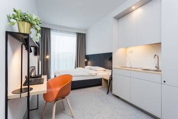 Фото номера Апартаменты-студио Отель Platinum Hotel&amp;Residence Wilanów г. Варшава 4