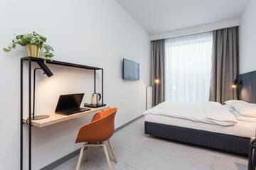 Фото номера Двухместный номер с 1 кроватью Отель Platinum Hotel&amp;Residence Wilanów г. Варшава 7