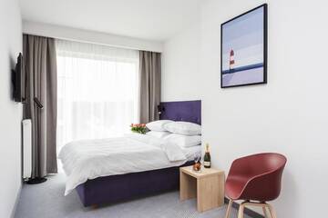 Фото номера Двухместный номер с 1 кроватью Отель Platinum Hotel&amp;Residence Wilanów г. Варшава 6