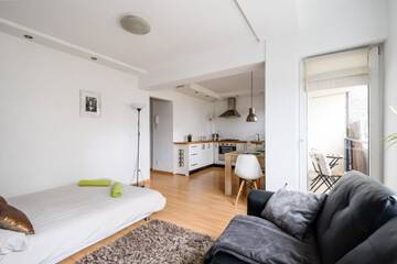Фото номера Апартаменты-студио с балконом Апартаменты Balcony Apartment near Old Town г. Варшава 23