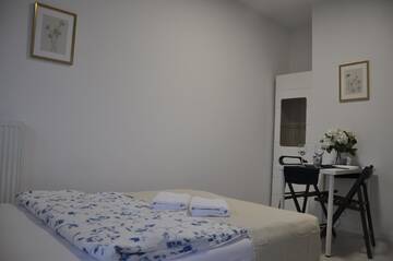Фото номера Двухместный номер Делюкс с 1 кроватью и душем Апартаменты Prudentia Apartments Kłobucka г. Варшава 8