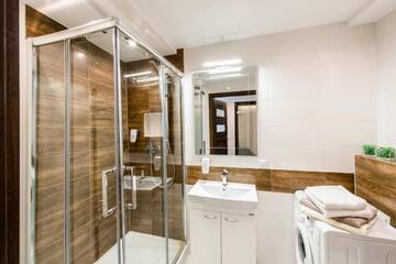 Фото номера Улучшенные апартаменты Апартаменты Alma Apartments Smolna г. Варшава 21
