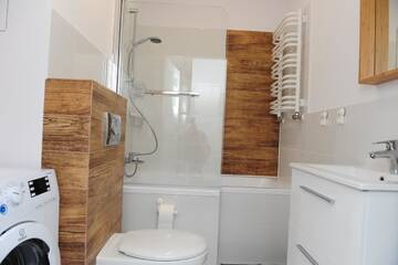 Фото номера Апартаменты с балконом Апартаменты Apartament Żeromskiego 1 г. Варшава 16