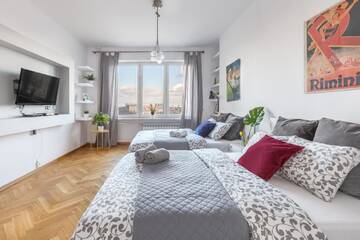 Фото номера Улучшенные апартаменты с видом на город Апартаменты Palm Aparts Warsaw г. Варшава 3
