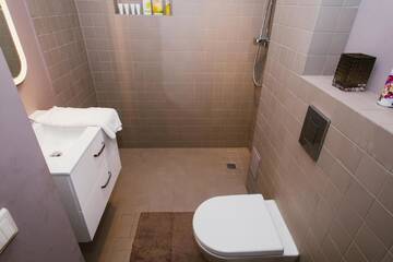 Фото номера Апартаменты с балконом Апартаменты ShortStayPoland Noakowskiego (B18) г. Варшава 19