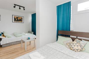 Фото номера Апартаменты Делюкс Апартаменты ShortStayPoland Grzybowska (B1) г. Варшава 8