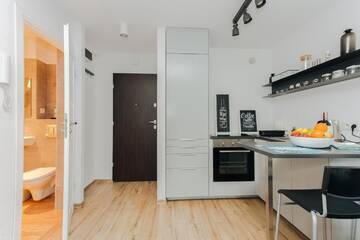 Фото номера Апартаменты Делюкс Апартаменты ShortStayPoland Grzybowska (B1) г. Варшава 30